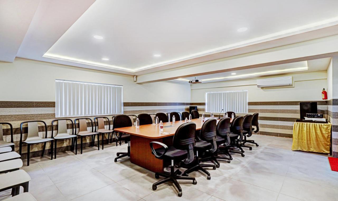 Treebo Galaxy Suites Mathikere بنغالور المظهر الخارجي الصورة